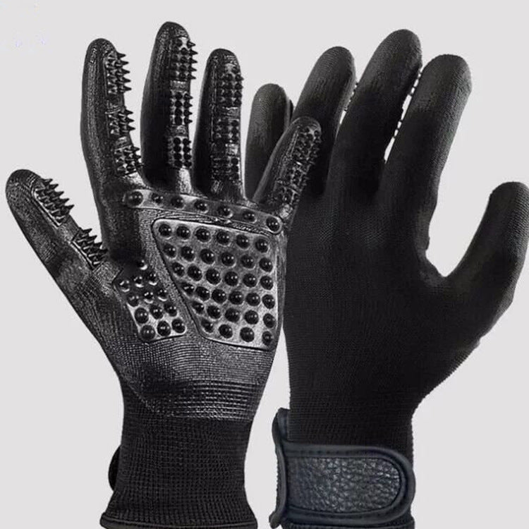 Pet Hair Grooming Glove gently removing cat fur