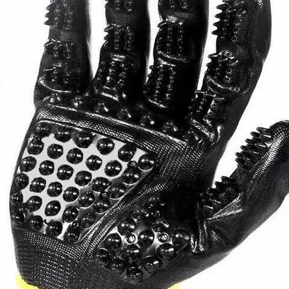 Pet Hair Grooming Glove gently removing cat fur